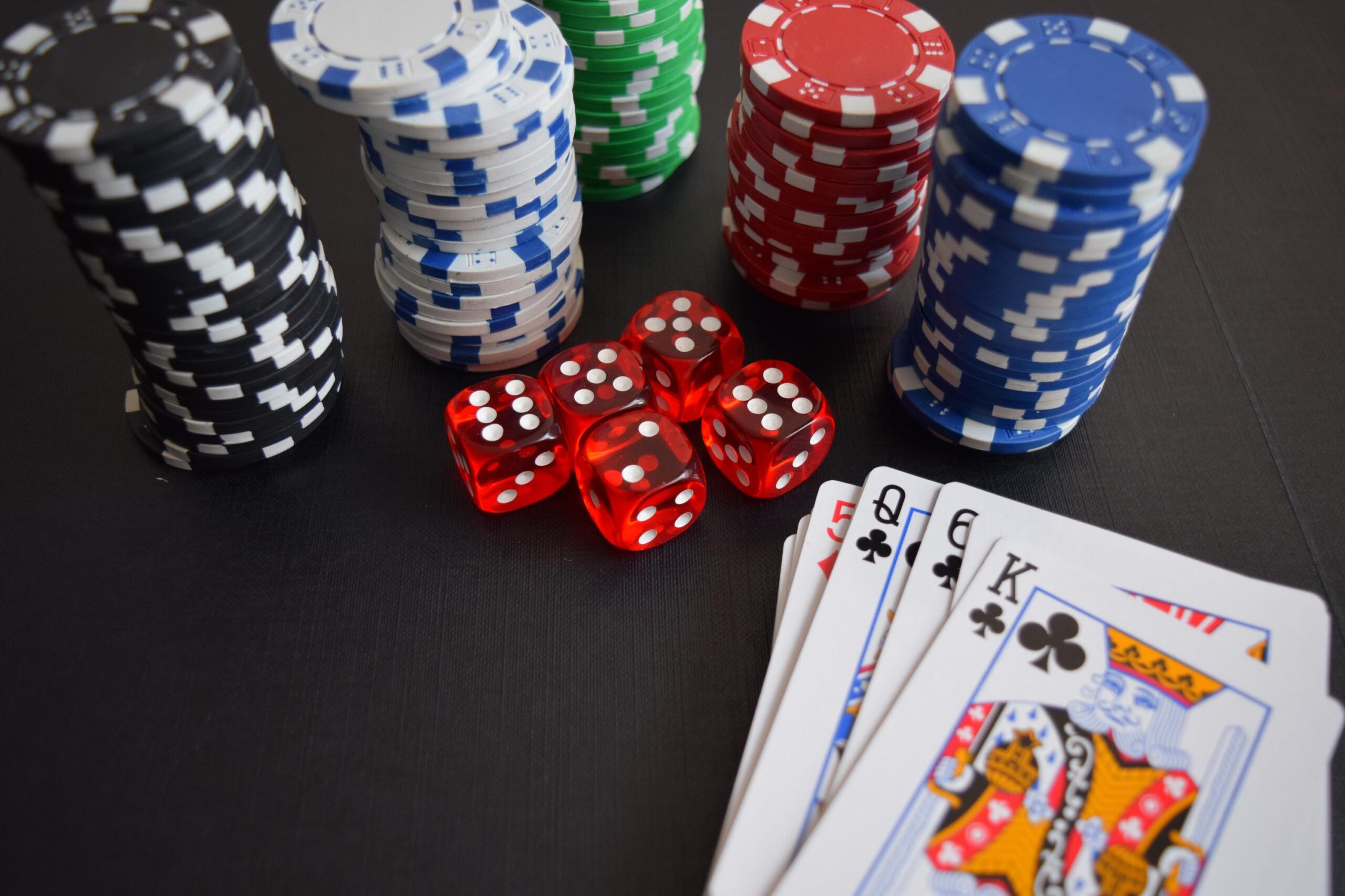 How Try Playing PG Slots Lets Players Explore Creative Game Environments